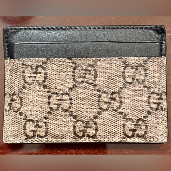 Gucci GG Supreme Bee Card Holder - Picture 3 of 5